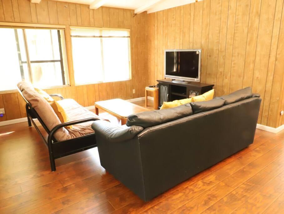Green Cabin In มิดไพนส์ ภายนอก รูปภาพ